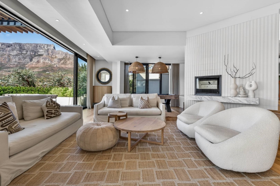 4 Bedroom Property for Sale in Tamboerskloof Western Cape